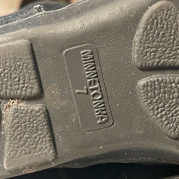 Minnetonka Women’s Size 7 Black Suede Faux Fur Lined Tall Winter Boots - Picture 7 of 8